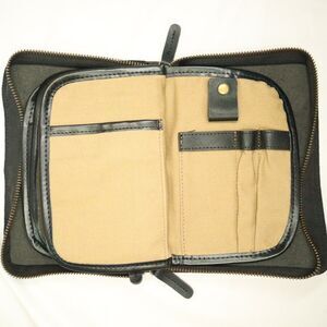 Organizer Travel Pouch Wallet Tote Unisex Black  5"x7"x1.5"  with 10 pockets
